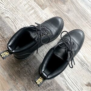 AVERIL LEATHER HEELED ANKLE BOOTS